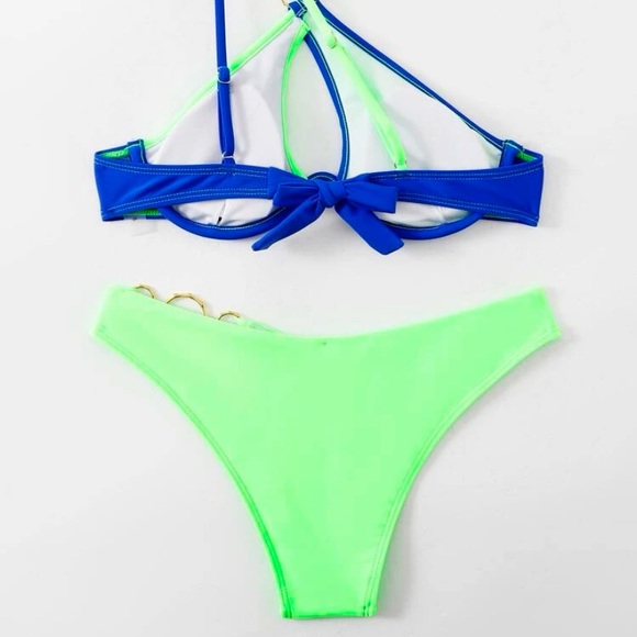 🔥Two Toned Asymmetrical Ring Linked One Shoulder Underwire Bikini Swimsuit🔥 - Picture 4 of 11